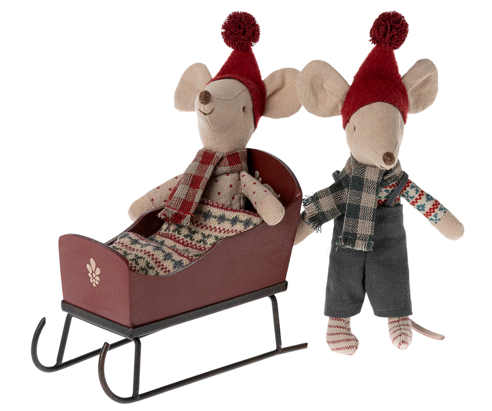 Mouse Red Sleigh