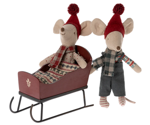 Mouse Red Sleigh